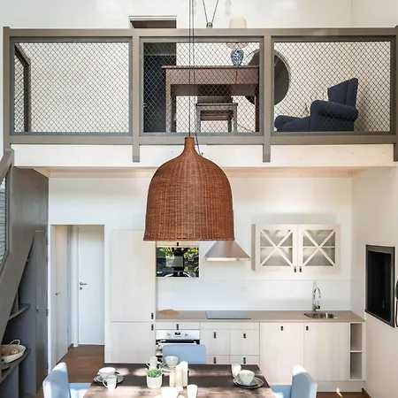 Duplex By Fouage Pond With Stunning Views 度假居 *